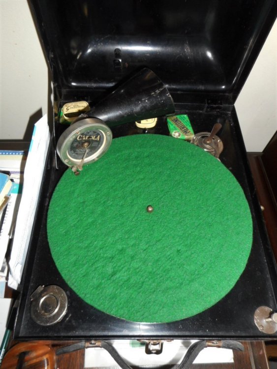 carryola and box (5).JPG