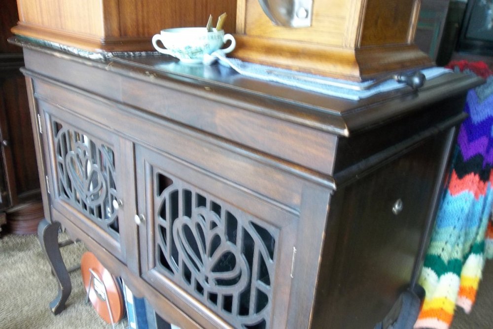 singerphone machine (2).JPG