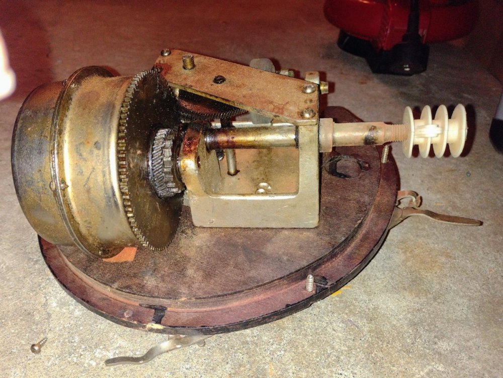 Brunswick-Motor-1.jpg