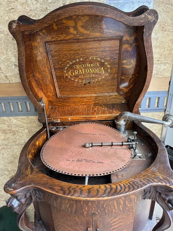 grafonola 2.jpg