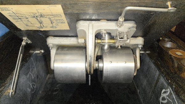 VictorVV-XVI(6)-LR.jpg.991c7d0192ce678ed8af5d79c97cceb6.jpg